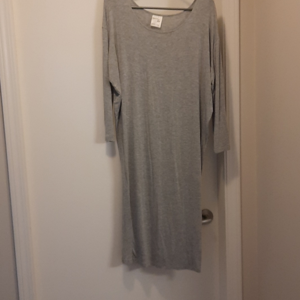 🌻 2/$30 Jersey Knit Batwing Dress